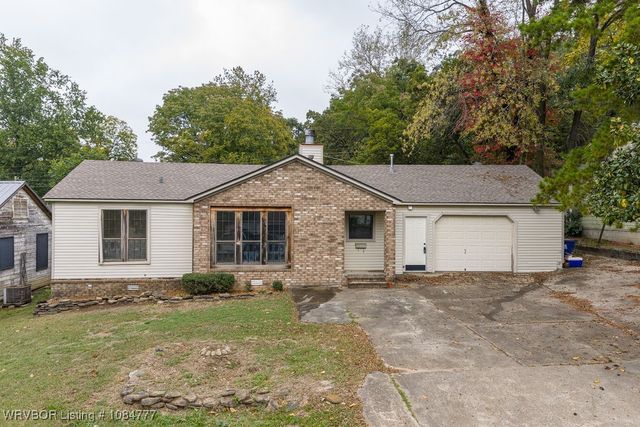 2013 S Z Street, Fort Smith, AR 72901