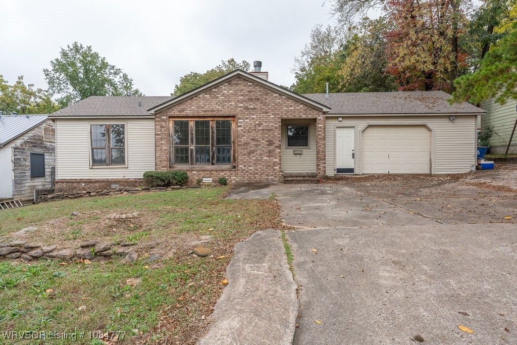 2013 S Z Street, Fort Smith, AR 72901