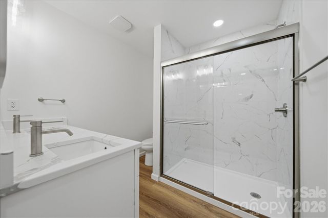 116 39th Avenue Court NW, Hickory, NC 28601