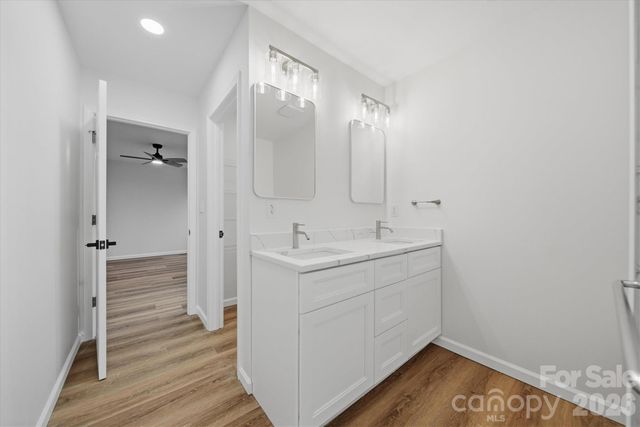 116 39th Avenue Court NW, Hickory, NC 28601