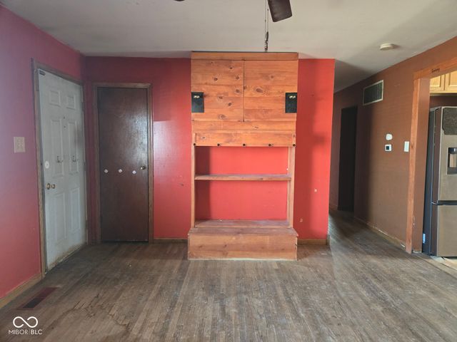 2005 Blue Ridge Drive, Terre Haute, IN 47802