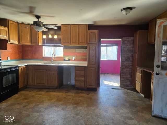 2005 Blue Ridge Drive, Terre Haute, IN 47802