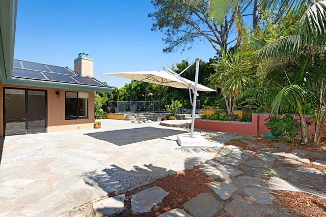 2023 Via Tiempo, Encinitas, CA 92007