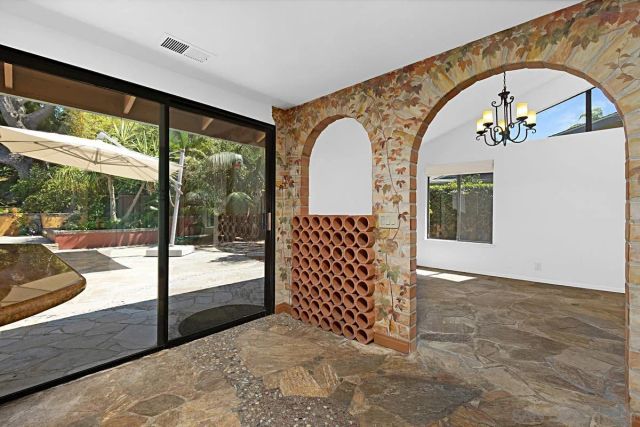 2023 Via Tiempo, Encinitas, CA 92007