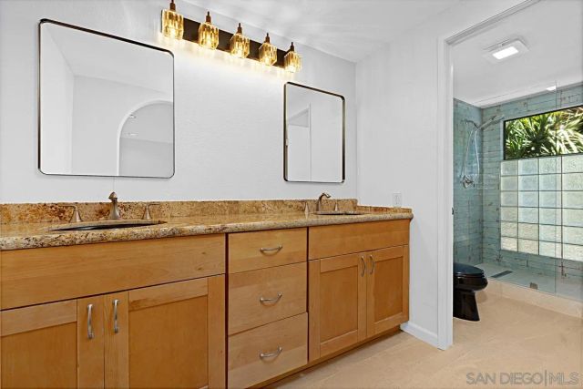 2023 Via Tiempo, Encinitas, CA 92007