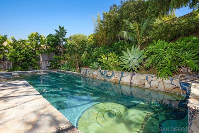 2023 Via Tiempo, Encinitas, CA 92007