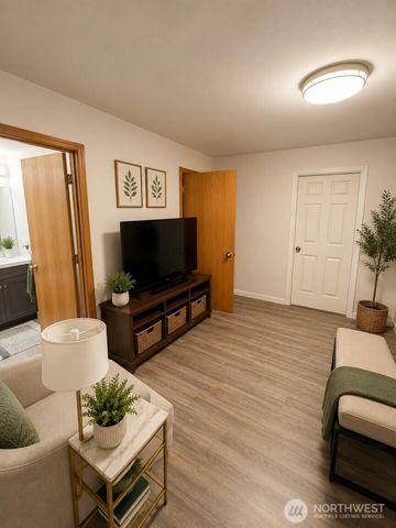 8330 9th Place NE, Lake Stevens, WA 98258