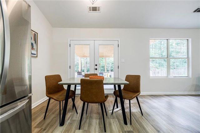 5195 Hillcrest Glenn Drive, Sugar Hill, GA 30518