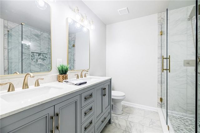 5195 Hillcrest Glenn Drive, Sugar Hill, GA 30518