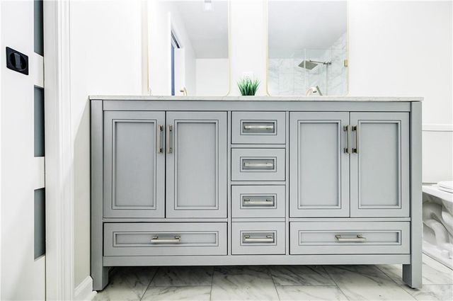 5195 Hillcrest Glenn Drive, Sugar Hill, GA 30518