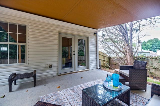 5195 Hillcrest Glenn Drive, Sugar Hill, GA 30518