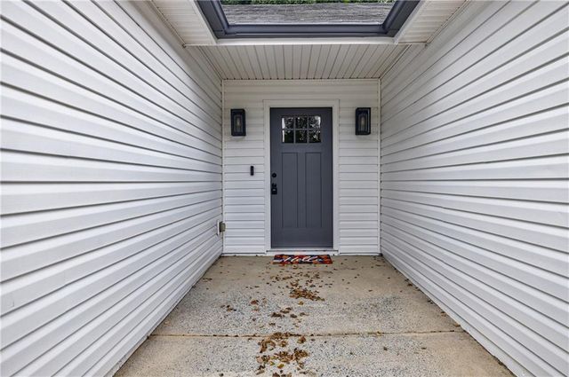 5195 Hillcrest Glenn Drive, Sugar Hill, GA 30518