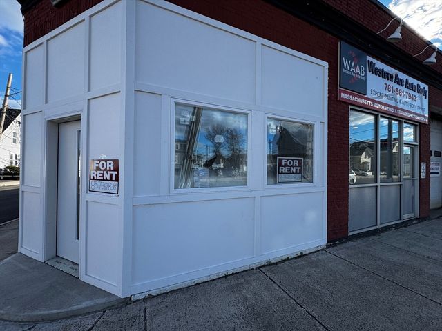 880 Western Ave, Lynn, MA 01905