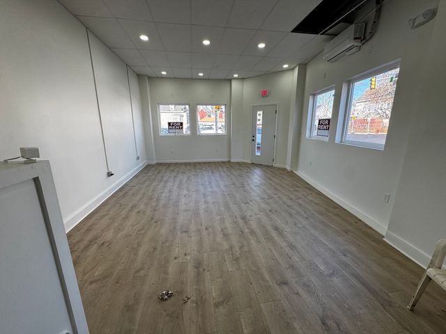 880 Western Ave, Lynn, MA 01905