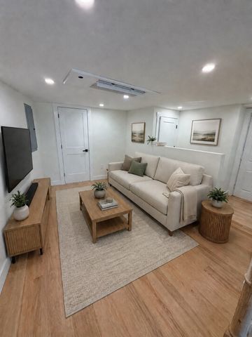 187 St. Mary Street 187, Needham, MA 02494