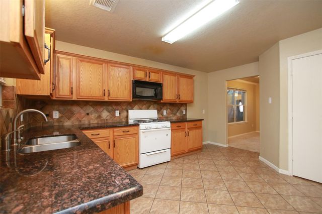 23119 Kimberly Glen Lane, Spring, TX 77373