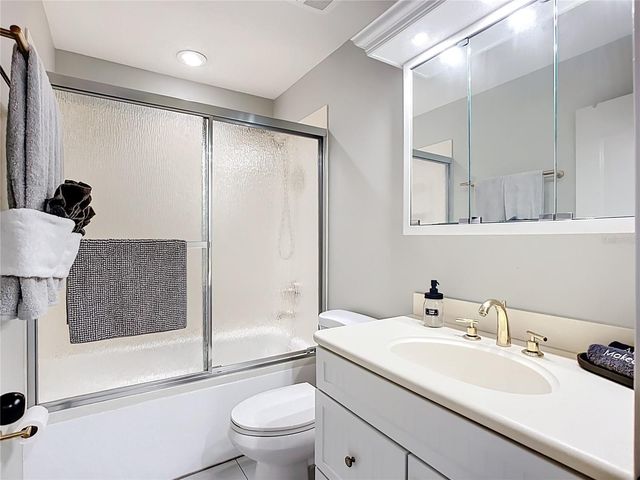 3100 GULF DRIVE 2, Holmes Beach, FL 34217