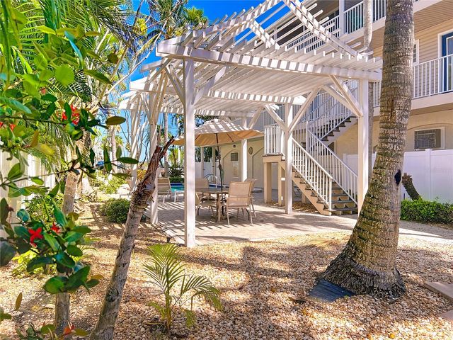 3100 GULF DRIVE 2, Holmes Beach, FL 34217