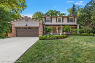 139 Wimbleton Drive, Birmingham, MI 48009