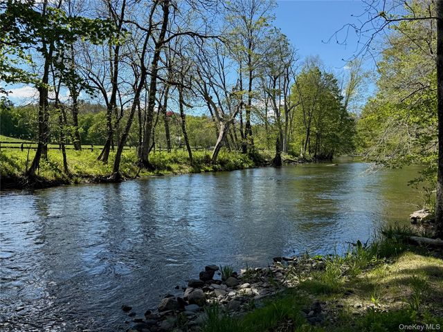 506 Silvernails Road, Pine Plains, NY 12567