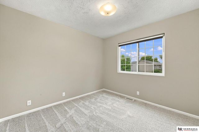 4010 N 172nd Street, Omaha, NE 68116