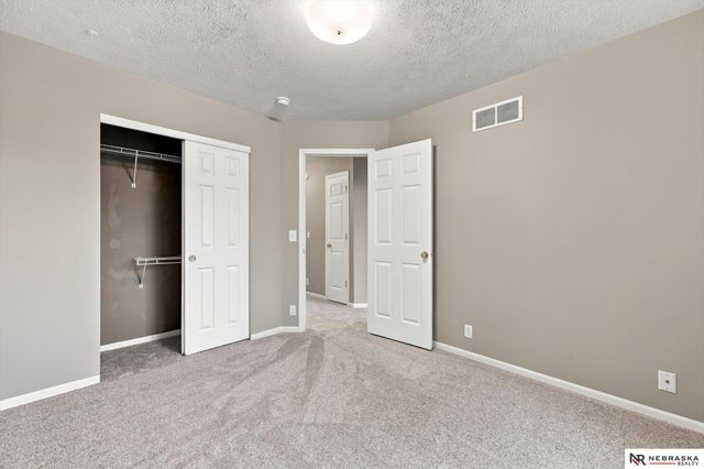 4010 N 172nd Street, Omaha, NE 68116