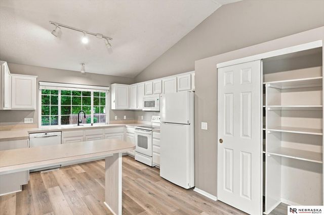 4010 N 172nd Street, Omaha, NE 68116