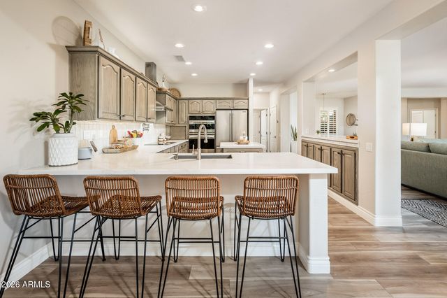18028 W TIERRA DEL SOL Drive, Surprise, AZ 85387