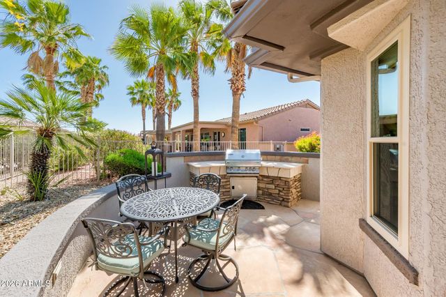 18028 W TIERRA DEL SOL Drive, Surprise, AZ 85387
