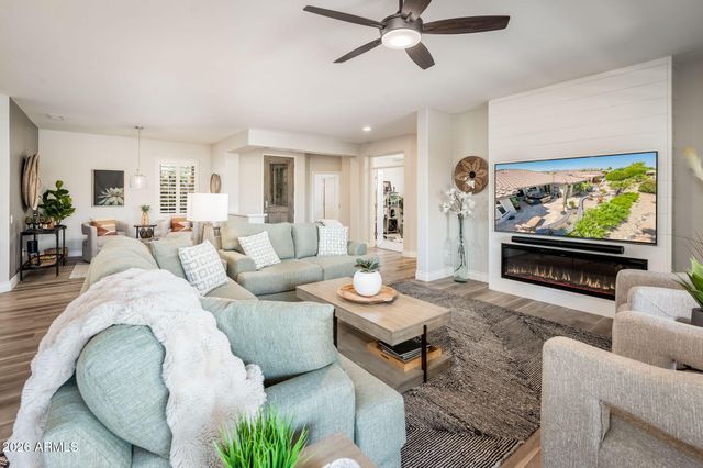 18028 W TIERRA DEL SOL Drive, Surprise, AZ 85387