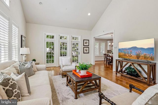 100 BRAEBANK LN, Bryn Mawr, PA 19010