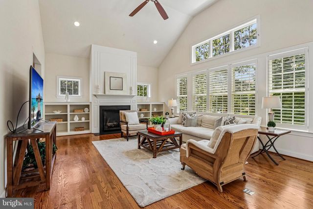 100 BRAEBANK LN, Bryn Mawr, PA 19010