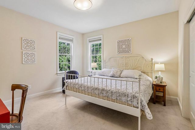 100 BRAEBANK LN, Bryn Mawr, PA 19010