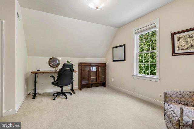 100 BRAEBANK LN, Bryn Mawr, PA 19010