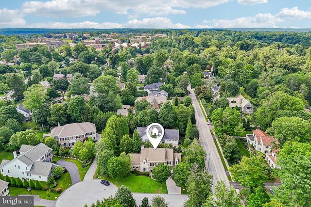 100 BRAEBANK LN, Bryn Mawr, PA 19010