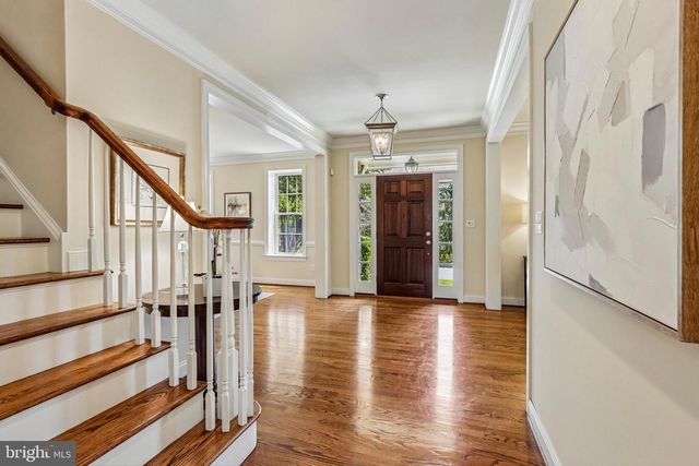 100 BRAEBANK LN, Bryn Mawr, PA 19010