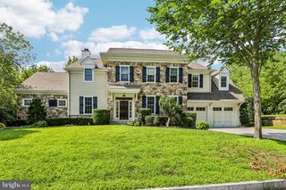 100 BRAEBANK LN, Bryn Mawr, PA 19010