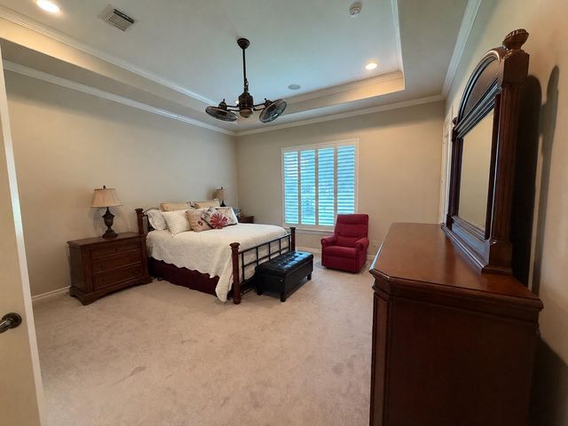 166 Hillsborough Drive W, Montgomery, TX 77356