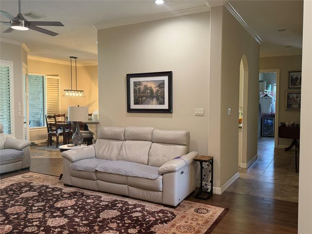 166 Hillsborough Drive W, Montgomery, TX 77356