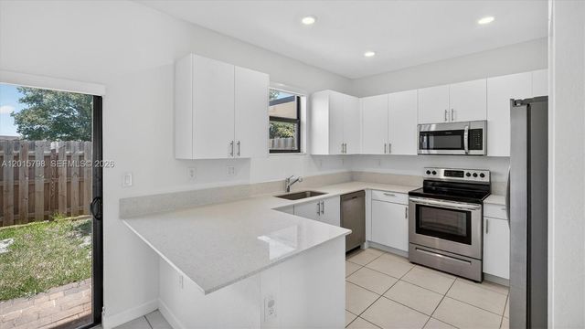 23029 SW 128th Pl, Miami, FL 33170