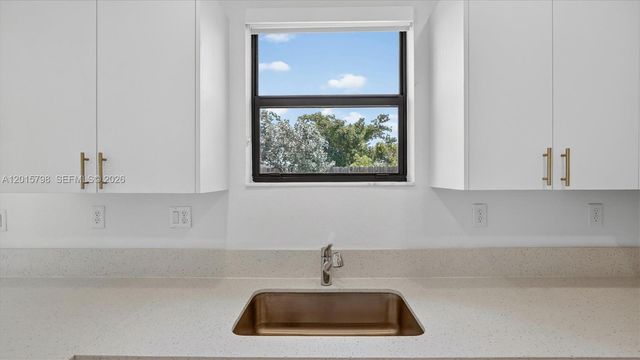 23029 SW 128th Pl, Miami, FL 33170