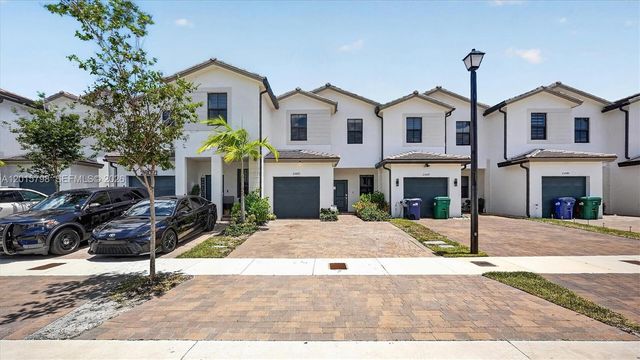 23029 SW 128th Pl, Miami, FL 33170