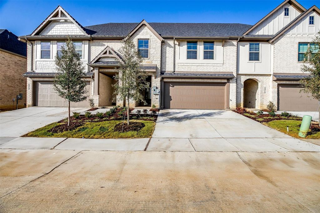802 Homeplace Circle, Mansfield, TX 76063 — photo 2