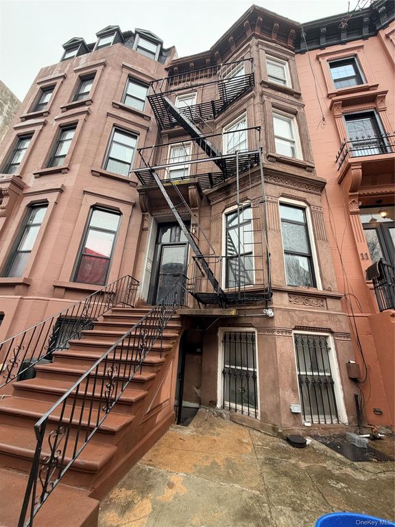 9 Spencer Place 4, Brooklyn, NY 11216 — photo 2
