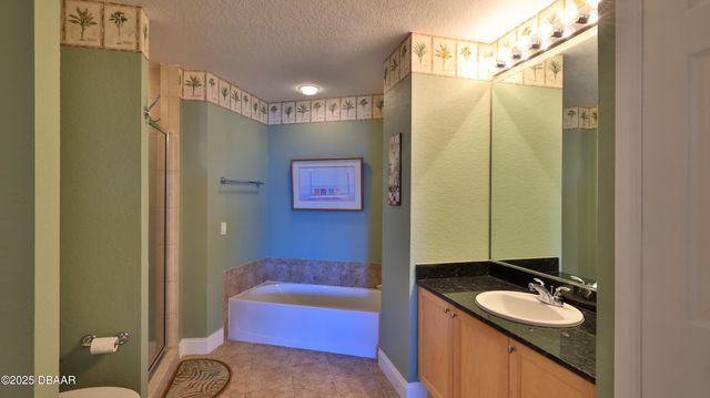 2 Oceans West Blvd Apt 1404, Daytona Beach, FL 32118