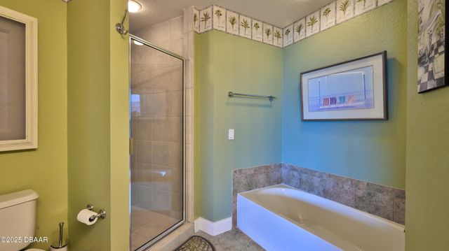 2 Oceans West Blvd Apt 1404, Daytona Beach, FL 32118