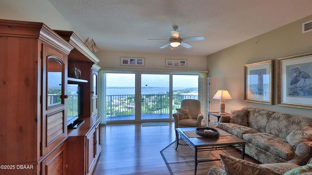 2 Oceans West Blvd Apt 1404, Daytona Beach, FL 32118