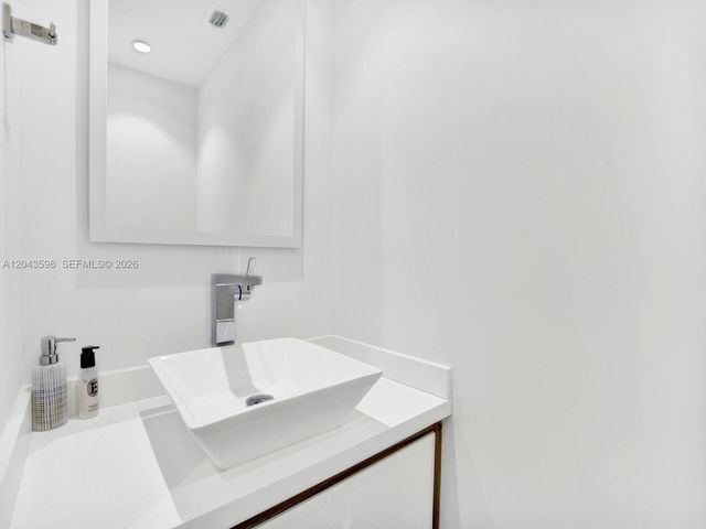 888 Brickell Key Drive 2412, Miami, FL 33131