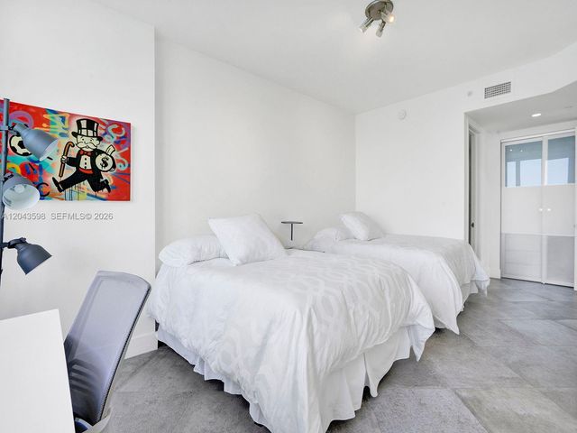 888 Brickell Key Drive 2412, Miami, FL 33131