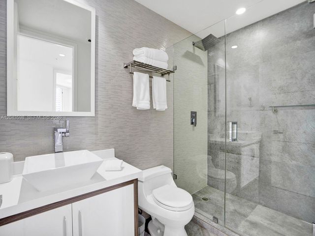 888 Brickell Key Drive 2412, Miami, FL 33131